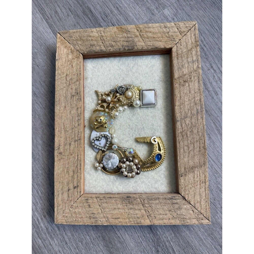 Handmade Jeweled Letter G: Vintage Pearl Glam Home Decor